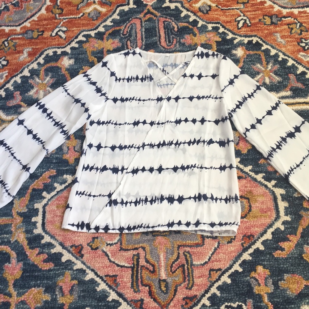 Criss Cross front Shirt